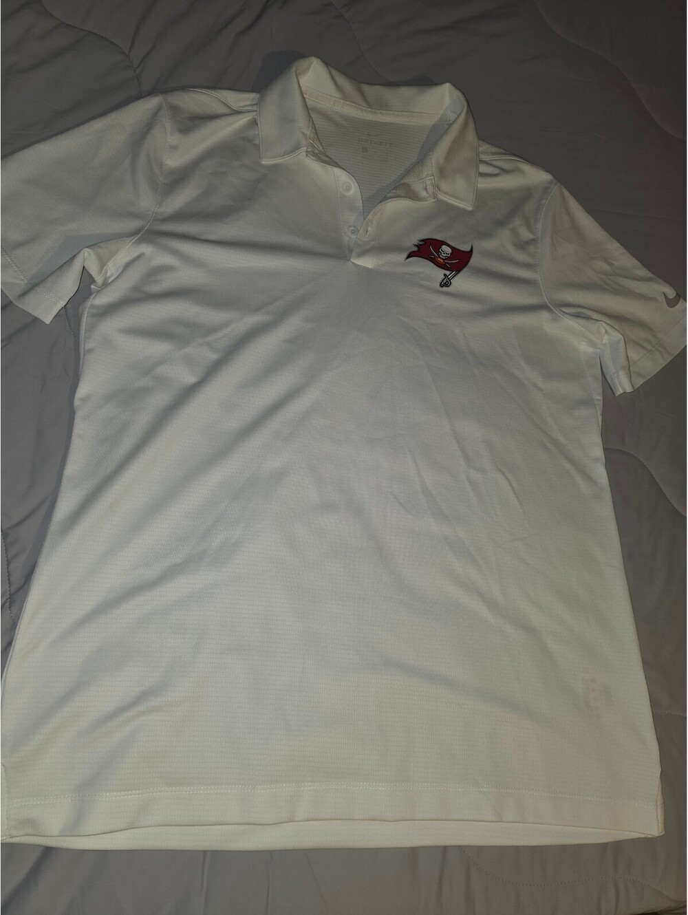 Nike Tampa Bay Buccaneers Dri Fit White Collard Shirt Unisex Size Adult Medium